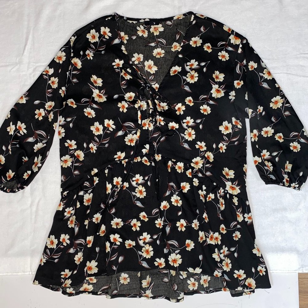 Flower Top with Lace up tie front
